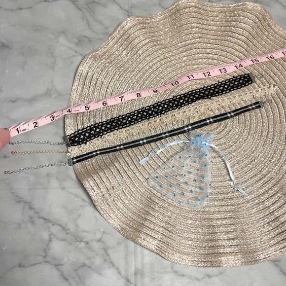 Spring Girly Choker Bundle Gingham, Cream Sparkle Fleck & Clover Quantity 3 Gift - Picture 4 of 5